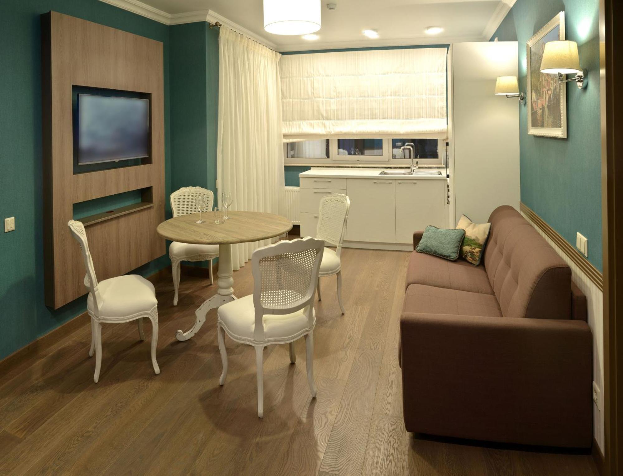 צ'יסינאו Zentrum Hotel מראה חיצוני תמונה